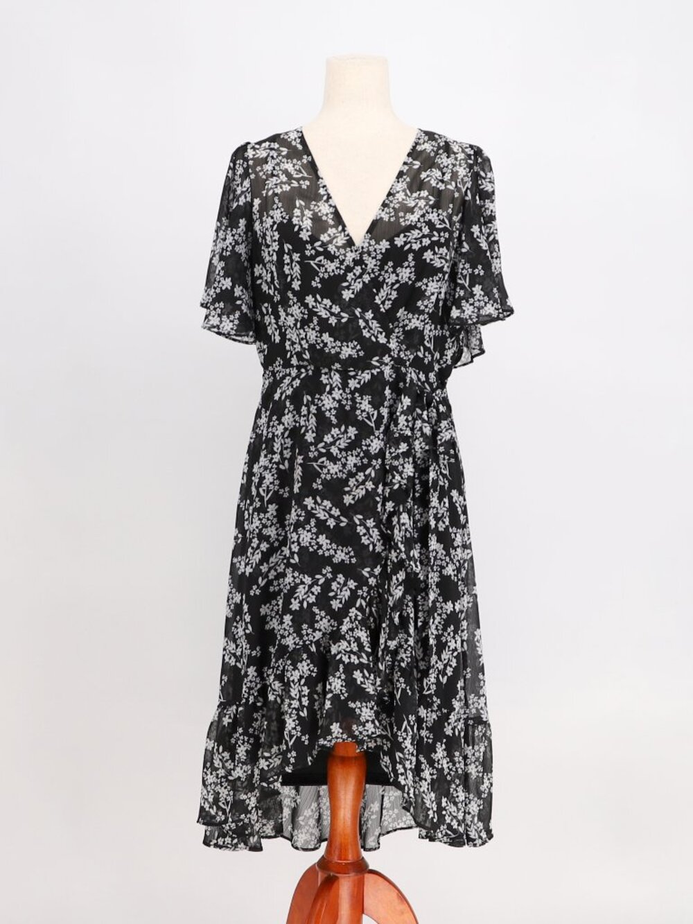 CALVIN KLEIN Flutter Sleeve Ditsy Floral Faux Wrap High Low Chiffon Dress Size 8